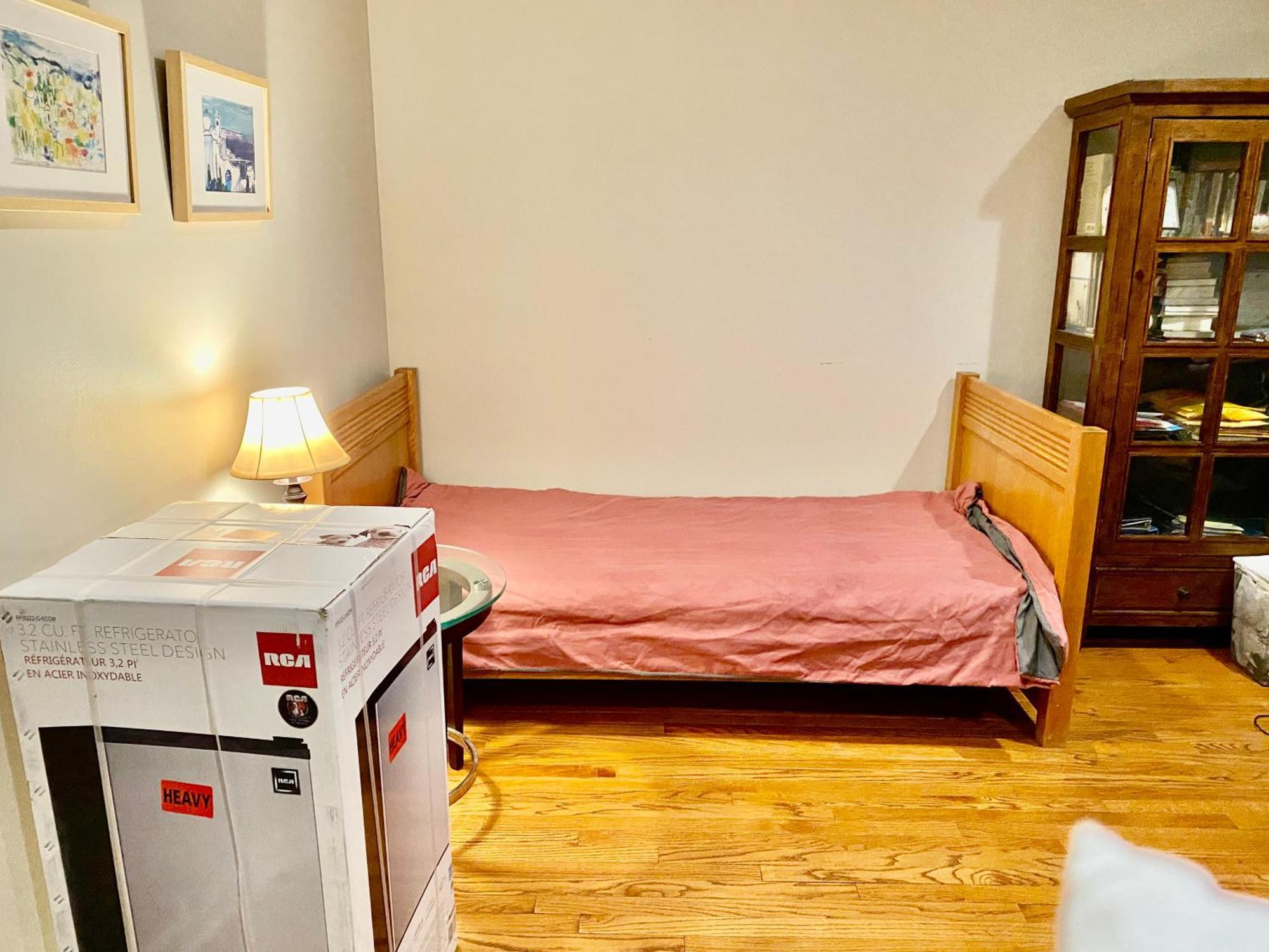 B3 A Private Room In Naperville Downtown With Desk And Wi-Fi Near Everything Bagian luar foto